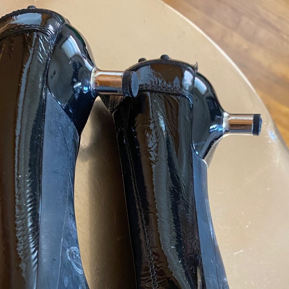 Tod's Black Patent Leather Flats Kitten Heel Tassel Silver Balls w/ Dust Bag - Picture 10 of 13
